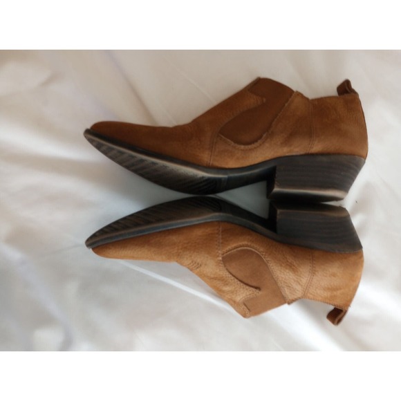 Lucky Brand Joelle Light Brown Nubuck Leather Ankle Booties, Size 8.5 - Picture 7 of 11